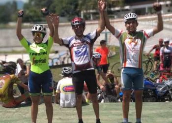 Amigos del Ciclismo Trujillano pedalearon hasta el Velódromo