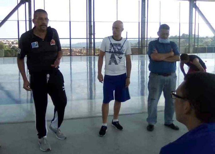 José “Lobo” Simancas hizo la invitación a los entrenadores de Trujillo y Mérida