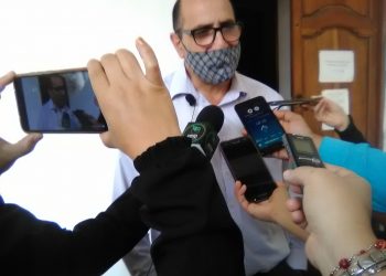 No hay receta médica “mágica” para tratar la COVID-19: no se automedique