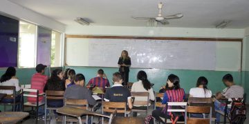 Cenurr: “La universidad cerrada solo beneficia al régimen autoritario”