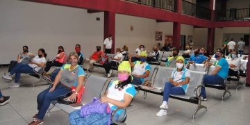 Solo 5% de los educadores de Trujillo recibirán anticovid en la primera etapa