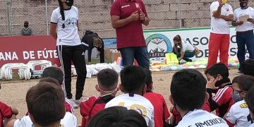 Asofútbol Mérida entregó material Grassroot en el Soto Rosa