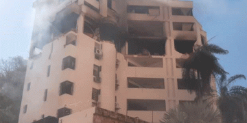 Fuera de peligro heridos en incendio de edificio