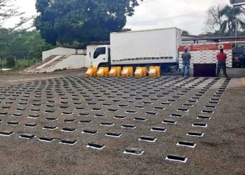 Incautaron 400 panelas de cocaína en La Tendida