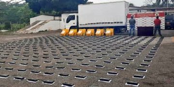 Incautaron 400 panelas de cocaína en La Tendida