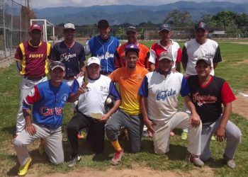 Tres encuentros en nueva jornada de la  liga de softbol Independiente de La Cejita 
