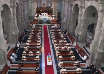 Sin presencia de fieles: Arquidiócesis de Mérida celebró Misa Crismal