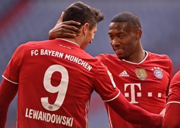 Triplete perfecto de Lewandowski en otra goleada del Bayern