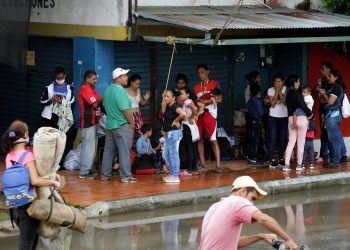 La Fiscalía venezolana investigará posibles delitos en combates en la frontera
