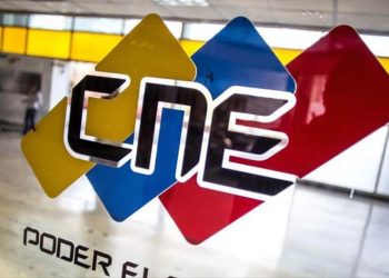 Foro Cívico postula candidatos a rectores del CNE