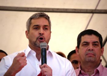 Presentan acusación para juicio al presidente y al vicepresidente de Paraguay