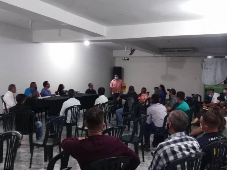 La Dirección Regional del Movimiento Político Independientes con William Méndez, llevó a cabo un encuentro con diferentes miembros de la sociedad tachirense