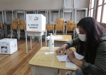 Se reduce la diferencia entre Lasso y Arauz con el 91,82 % escrutado en Ecuador