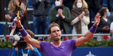 Nadal avanza a cuartos tras deshacerse del bicampeón Nishikori