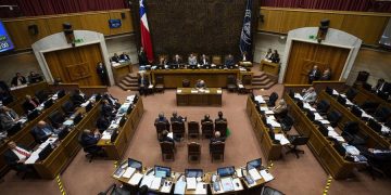 A menos de 10 días para las elecciones, Chile aún no definió su postergación