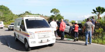 Dos heridos deja choque en Sabana Libre