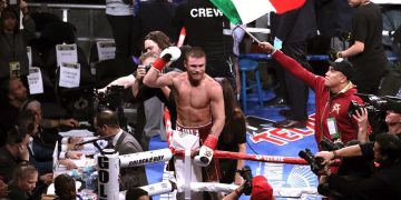 El «Canelo» Álvarez encabeza peleas de mexicanos por títulos mundiales