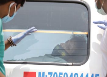 Colapso hospitalario en la India en medio de un récord de casos y muertes