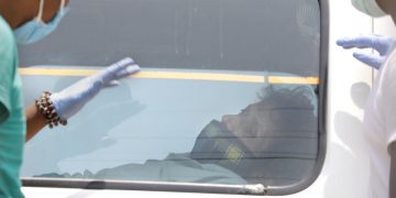 Colapso hospitalario en la India en medio de un récord de casos y muertes