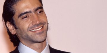 Alejando Fernández llega al medio siglo «más sereno» y «más sano» que nunca