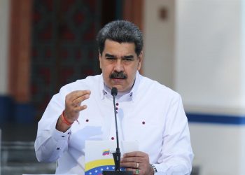 Maduro prolonga la cuarentena en Venezuela por el aumento de casos de covid