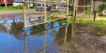 Graves están entradas principales del hospital central de San Cristóbal
