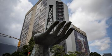 Detienen a dos empleados de PDVSA por robar turbinas