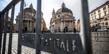 Italia se prepara para su reapertura, pese a las advertencias de los científicos