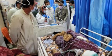 Unos 4 millones de sanitarios se han infectado de COVID-19 en todo el mundo