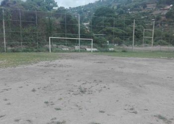 Academia de Fútbol Kuikas da mantenimiento al estadio Jorge Ciccale