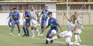 El Aurinegro fue goleado en Maracaibo