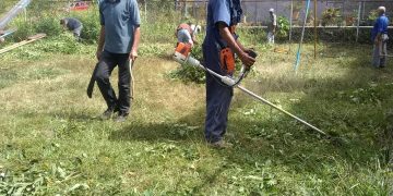 Motociclistas organizados y alcaldía realizan desmalezamiento en el Hospital de Boconó
