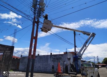Corpoelec Táchira optimiza alumbrado público en Queniquea
