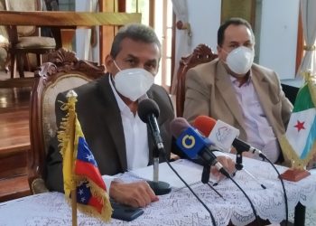 Ramón Guevara solicitó inmunizar a todos los merideños y garantiza médicos para el sistema de salud de la entidad