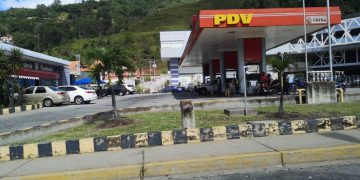 Gobernador de Mérida exige normalizar combustible en el estado