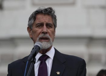 Ministro rechaza el intento de destitución al presidente de Perú por el «vacunagate»