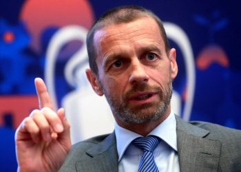 La UEFA no adopta sanciones; estudia «opciones disponibles y pasos a dar»