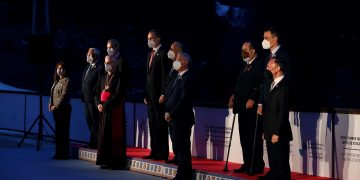 La Cumbre Iberoamericana alza el telón con la cena de los mandatarios