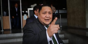 La Asamblea Nacional cita a 100 personas por posibles delitos de exdiputados