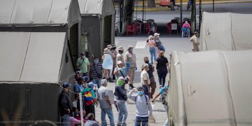 Venezuela cierra una semana negra con 142 muertos por covid-19