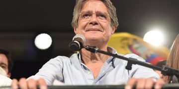 Unidad, economía y salud, los retos que esperan a Lasso en Ecuador