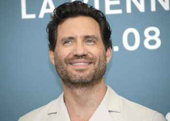 Édgar Ramírez cambia la comedia de «Yes Day» por la acción de «Florida Man»
