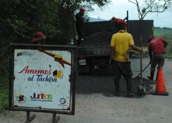 Protectorado del Táchira avanza en los trabajos de rehabilitación de la carretera Trasandina