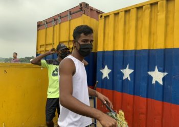 Pide Gómez abrir la frontera sin containers atravesados en los puentes