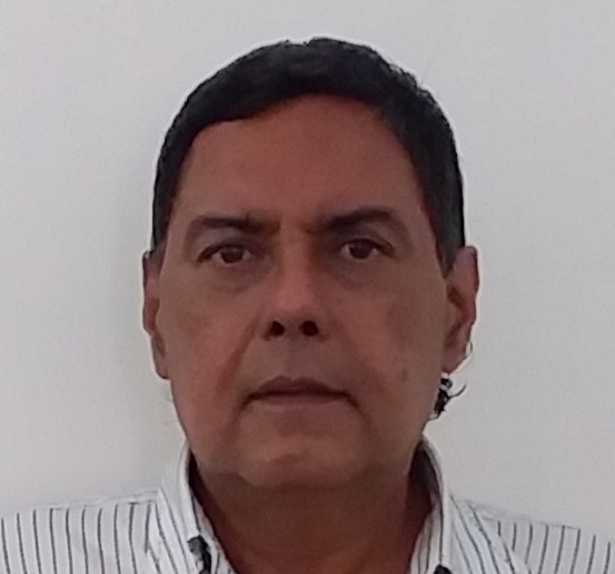 José Luis Nieto de "Soluciones", denuncia estafa y ácido contra comerciantes del mercado municipal de Valera