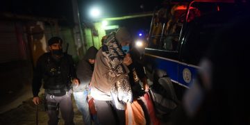 El asesinato de una venezolana habría desencadenado masacre en penal de Guatemala