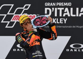 Gardner supera por 14 milésimas a Fernández