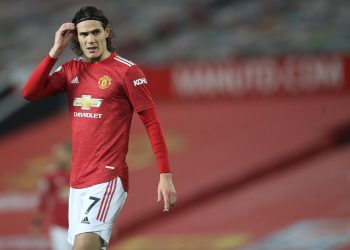 Cavani renueva con el Manchester United hasta 2022