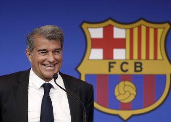 Laporta: «Con Koeman estamos en proceso de reflexión»