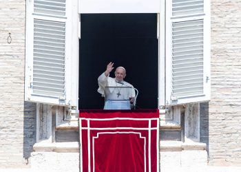 El papa dice que el abuso a menores es «una especie de asesinato psicológico»